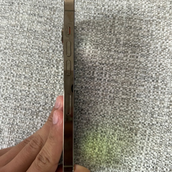 Iphone 14 Pro 128 Gb Gold Unlocked - Picture 6 of 8